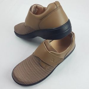 New Propet  7.5 M(B) Ortho WPRX25 Work Shoes Tan